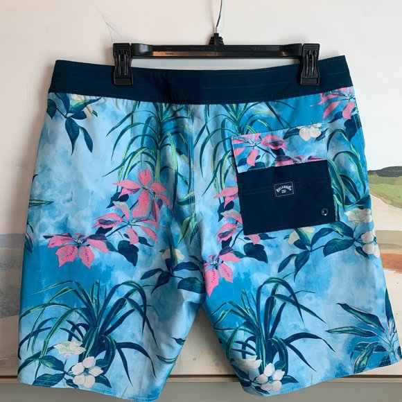 Billabong Men's Sundays Pro Boardshort, 4-Way Performance Stretch, 19" Outseam - Picture 2 of 4